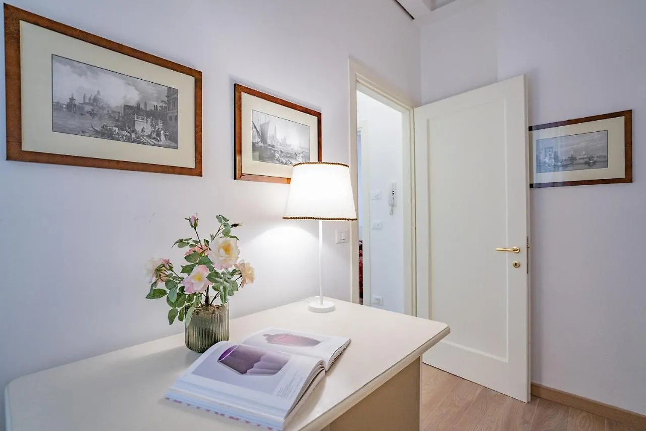Ca' Dei Musicanti 1 Charming Apt In Cannaregio Venedig Lägenhet