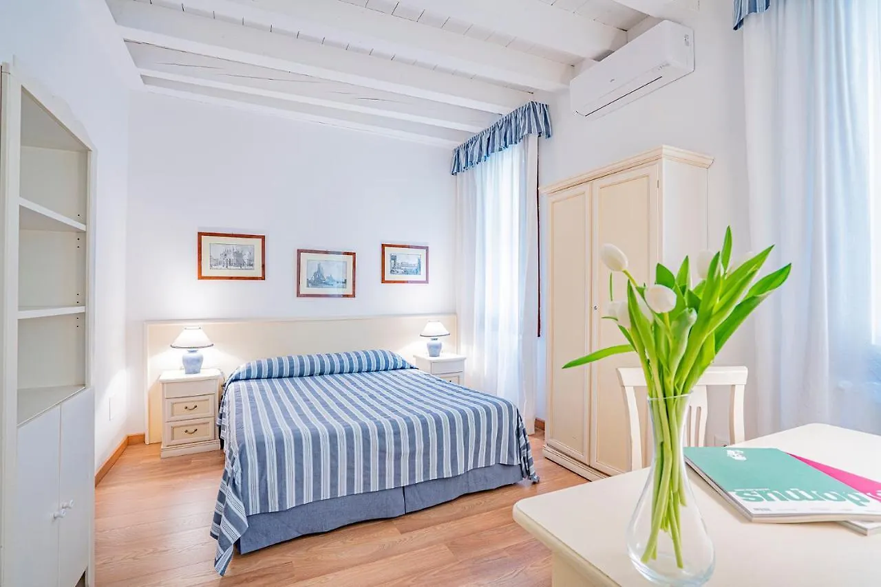 Ca' Dei Musicanti 1 Charming Apt In Cannaregio Venedig Italien